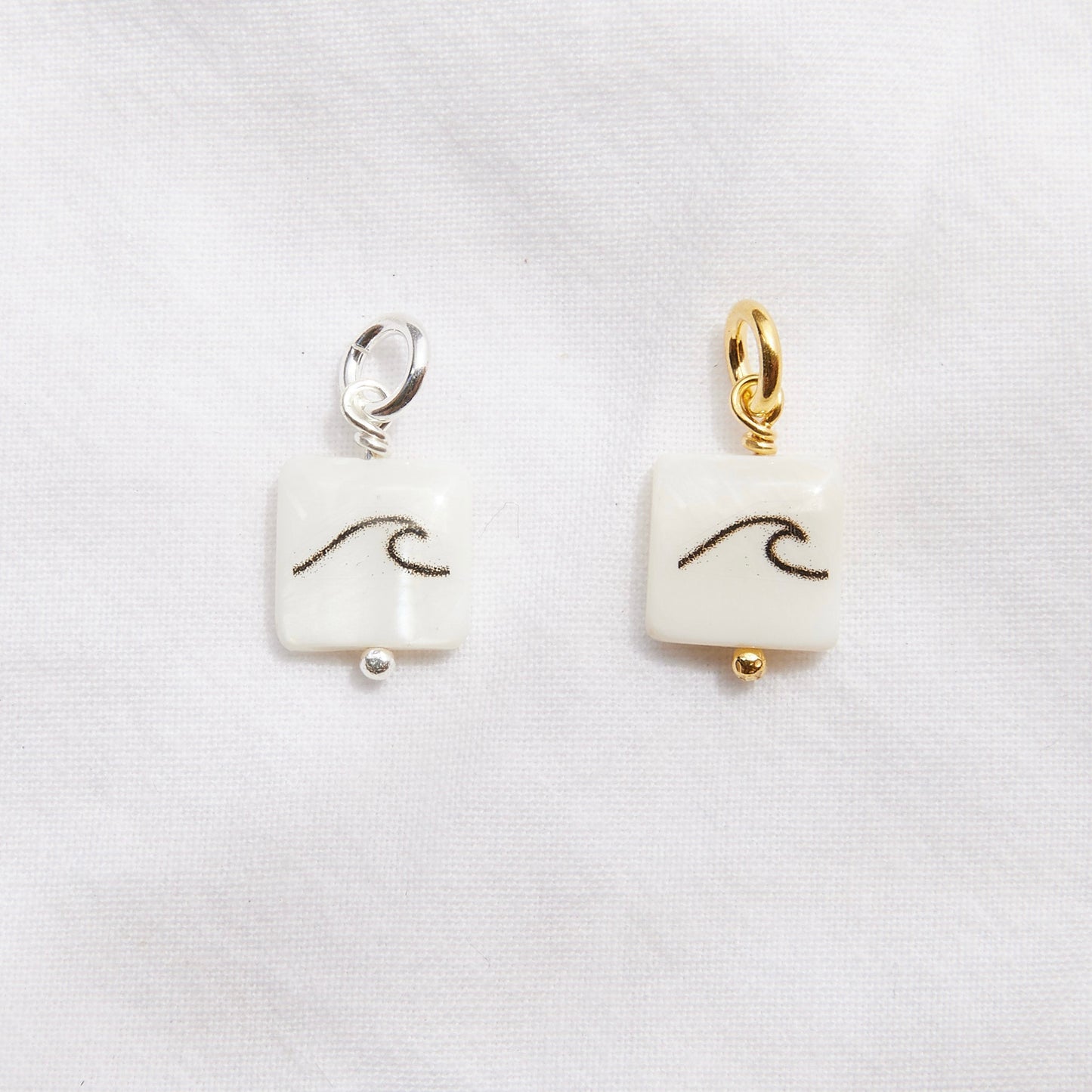 Pendentif vague