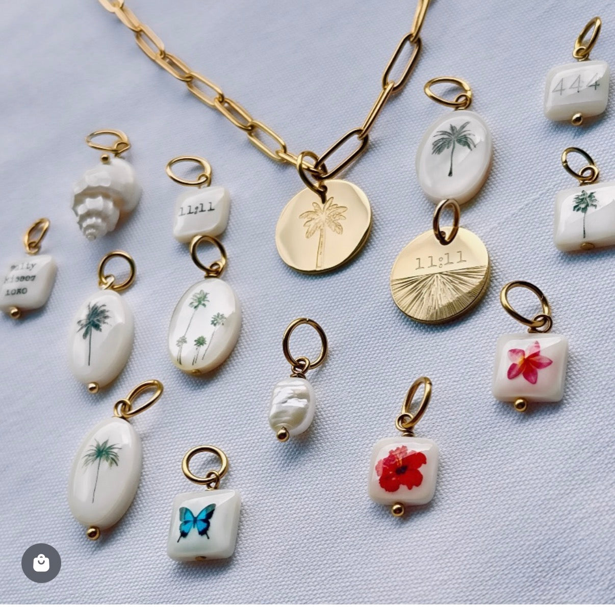 Palm tree paperclip chain necklace