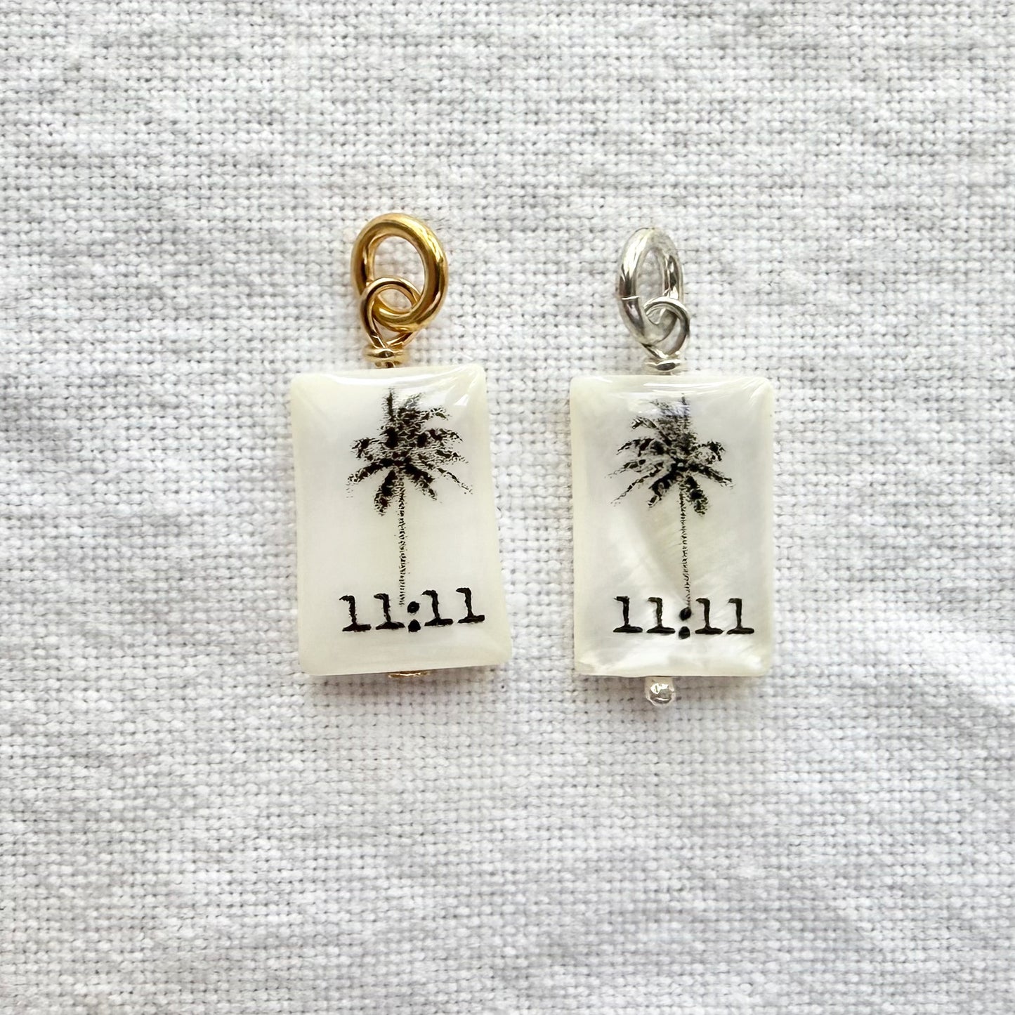 Breeze palm tree 11:11