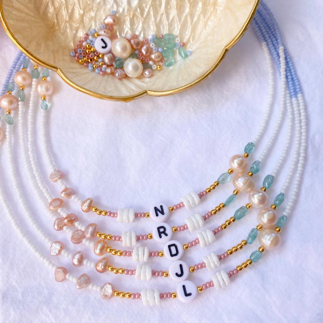 Collier Océan avec initiale Plaqué Or 24k