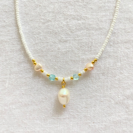 Sunlit Freshwater Pearl necklace