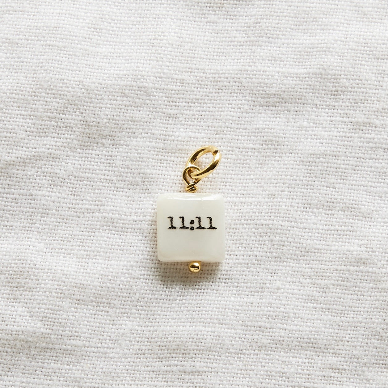 11:11 pendentif