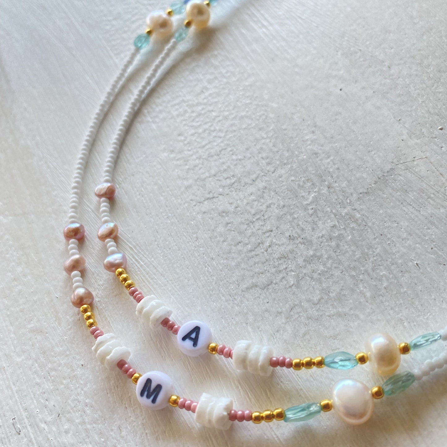 Collier Océan avec initiale Plaqué Or 24k