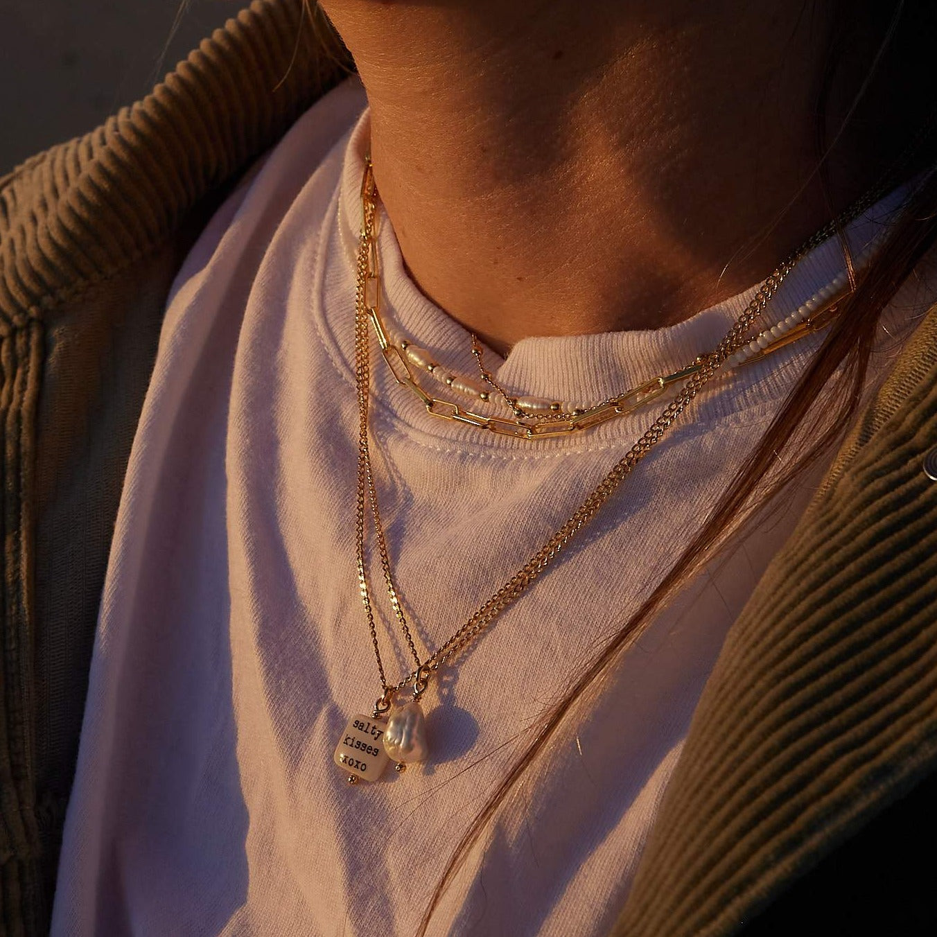 Collier de perles d'eau douce en argent sterling plaqué or 24 carats