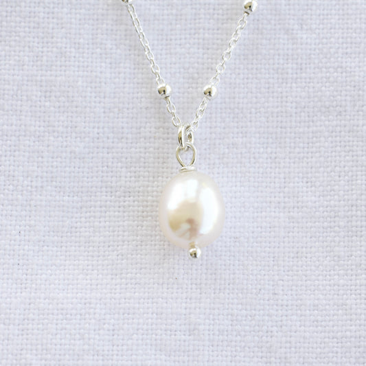 Freshwater Pearl on Sterling silver ball chain