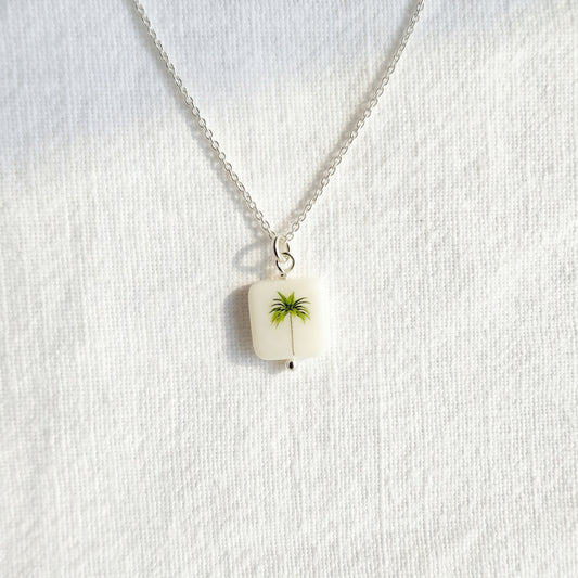 Collier palmier de Californie carré sur chaine argent massif