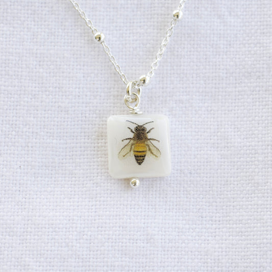 Bee Ball chain necklace
