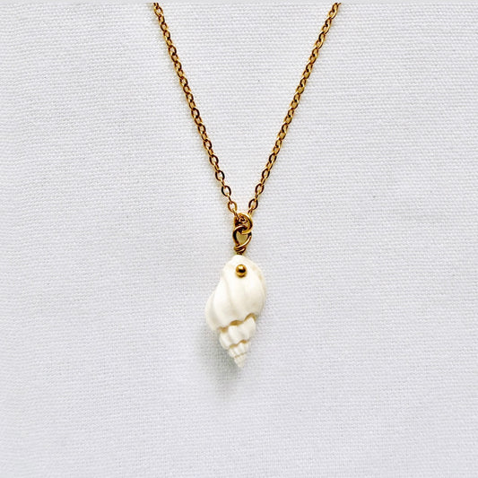 Natural shell waterproof necklace