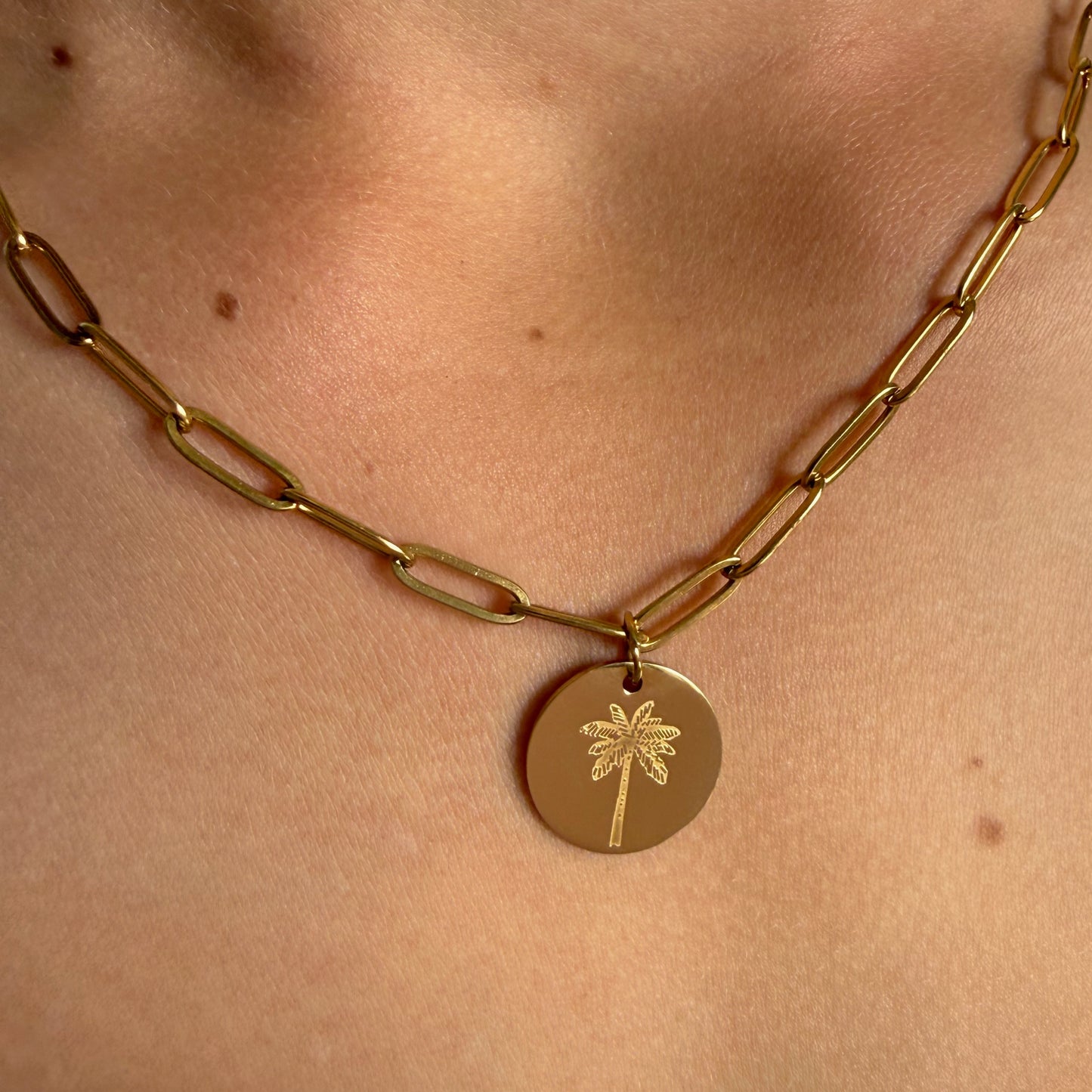 Palm tree paperclip chain necklace
