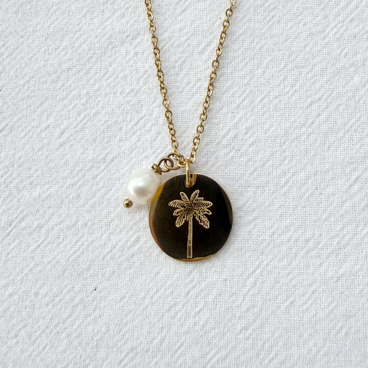 Palm tree with freshwater pearl