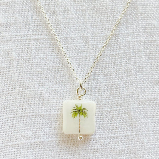Collier palmier de Californie carré sur chaine argent massif