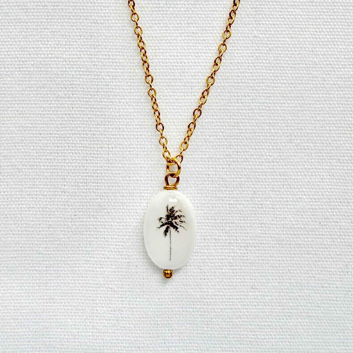 Breeze palm tarnish resistant necklace