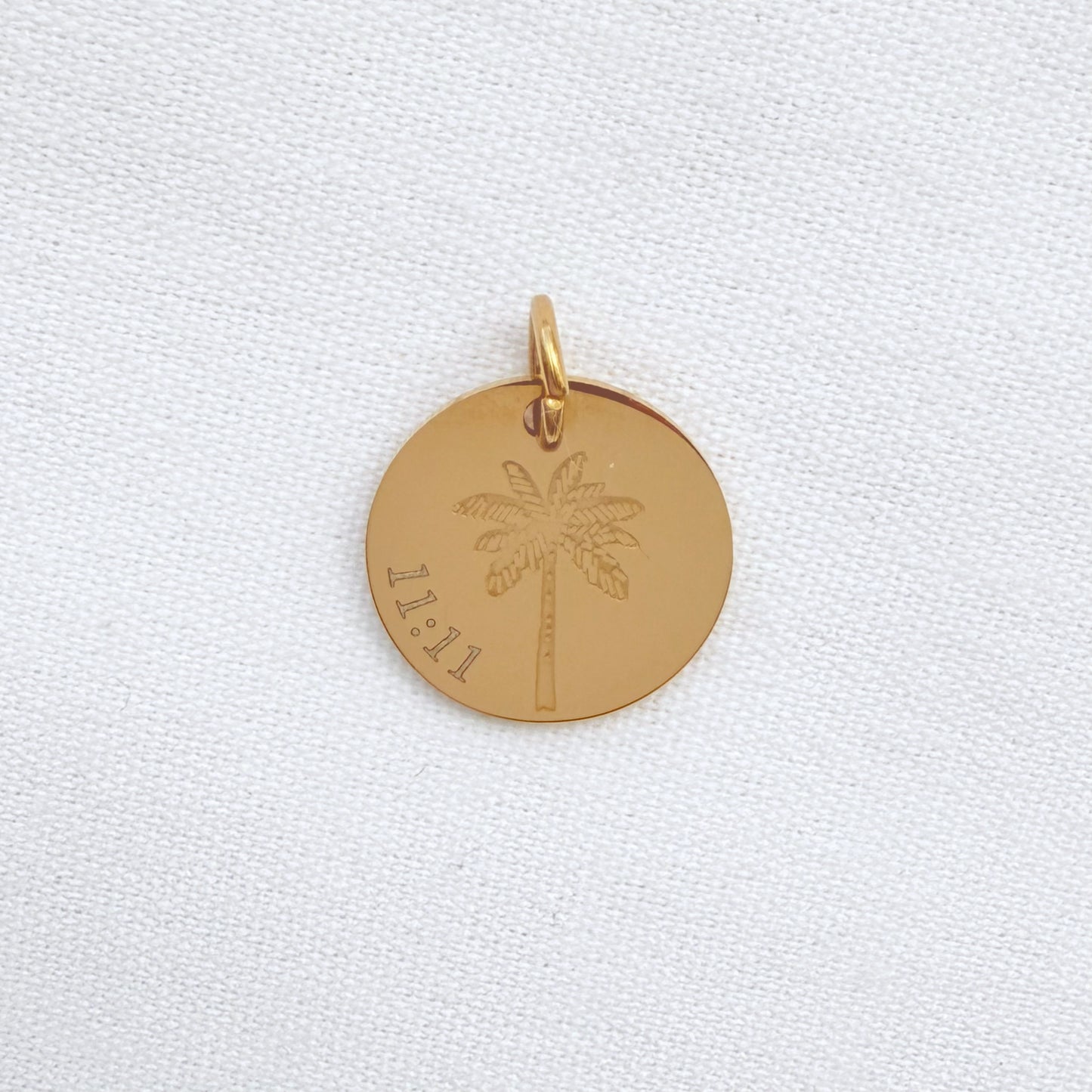 Palm Tree 11:11 on side waterproof pendant