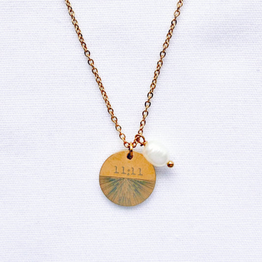 11:11 Waterproof necklace with freshwater pearl