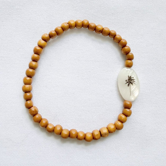 Wooden bracelet with Breeze palm